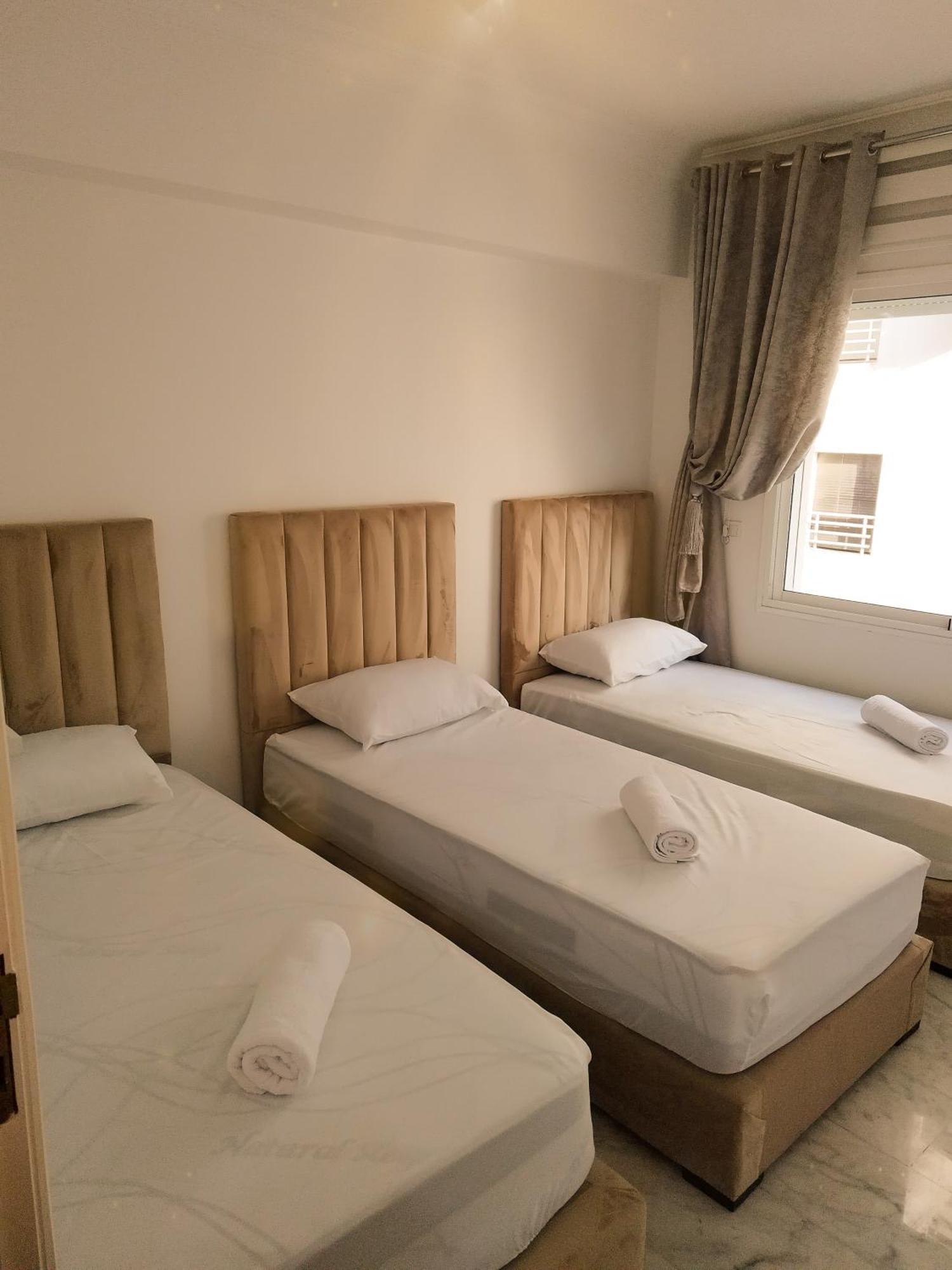 Incroyable Appartement A Playa Enface Cafe Sky 17 Tanger Eksteriør billede
